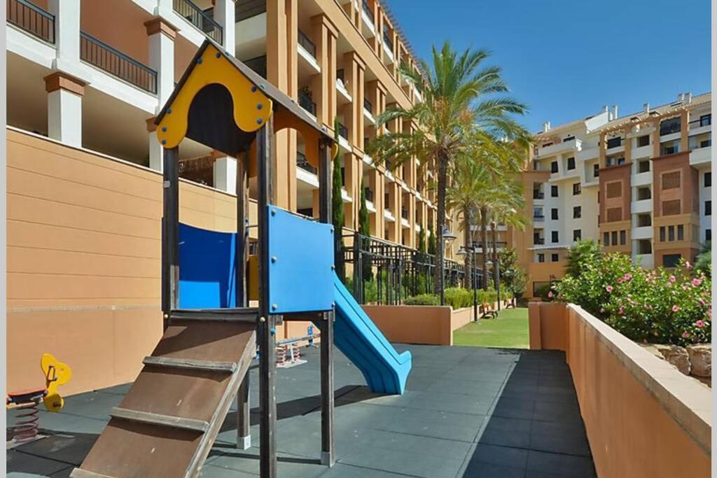 Penthouse With Sea Views In Marbella Apartment Exterior foto